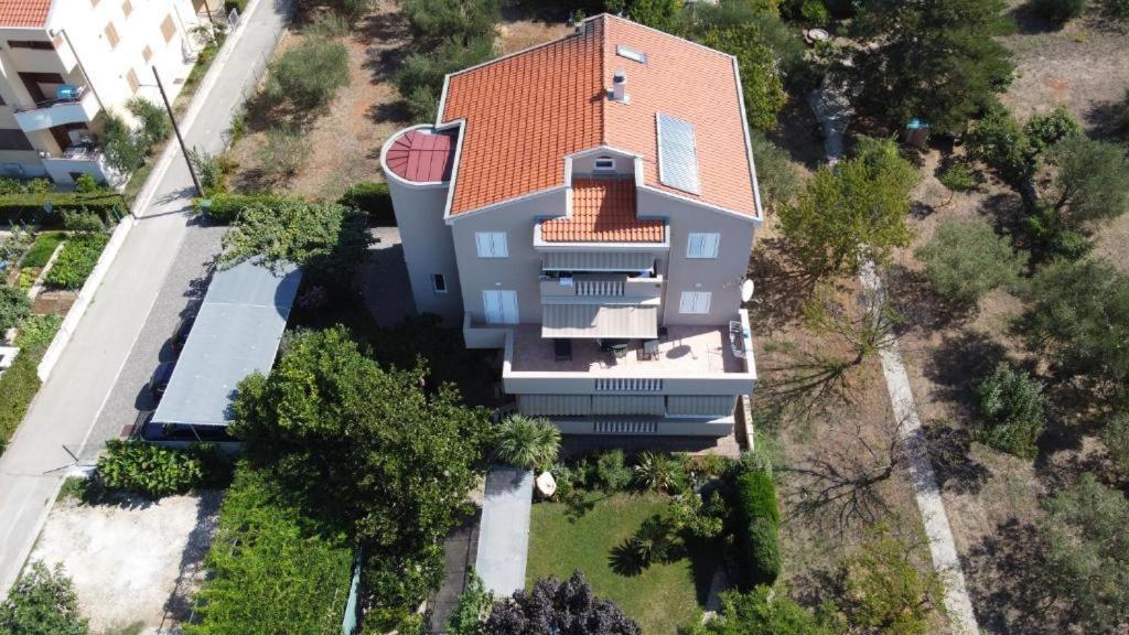 Apartmani Villa Elvira Sukošan Eksteriør billede